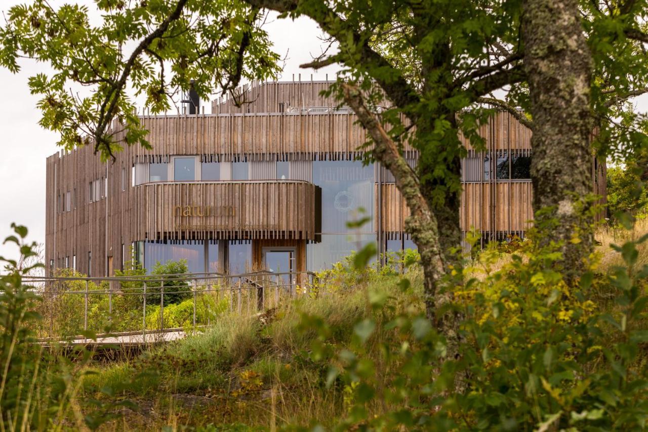 Naturum Vaenerskaergarden - Victoriahuset Lidkoping Bagian luar foto
